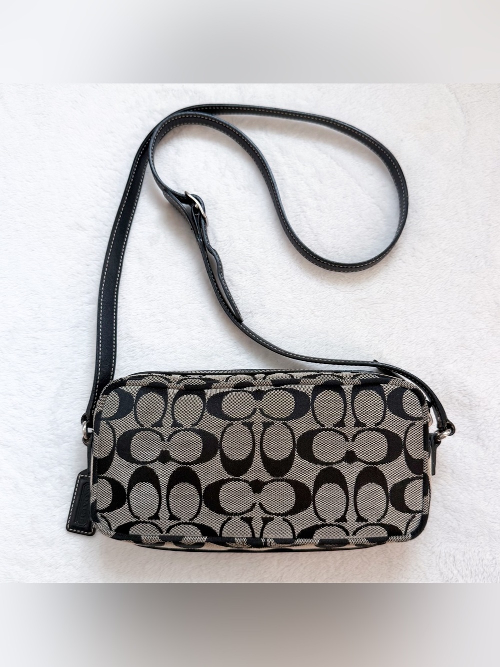 Vintage Coach Y2K Signature Canvas Crossbody Pochette Bag 6073 Black/Grey GUC